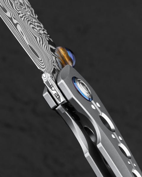 BESTECH RAZON BT2406E 3.87" Damasteel Blade Titanium Handle