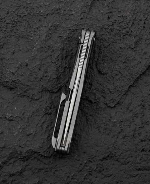 BESTECH SPEAR PHISHER BT2405A 3.48" M390 Blade Titanium+ Marble Carbon Fiber Handle