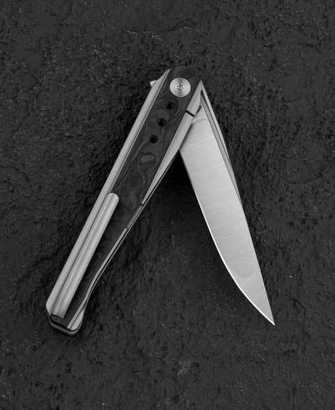 BESTECH SPEAR PHISHER BT2405A 3.48" M390 Blade Titanium+ Marble Carbon Fiber Handle