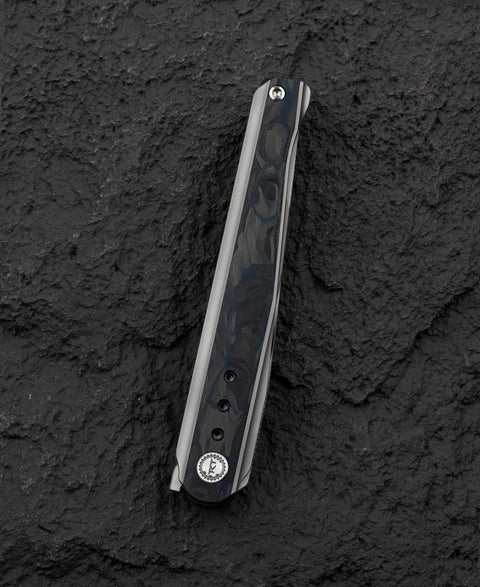 BESTECH SPEAR PHISHER BT2405B 3.48" M390 Blade Titanium+ Marble Carbon Fiber Handle